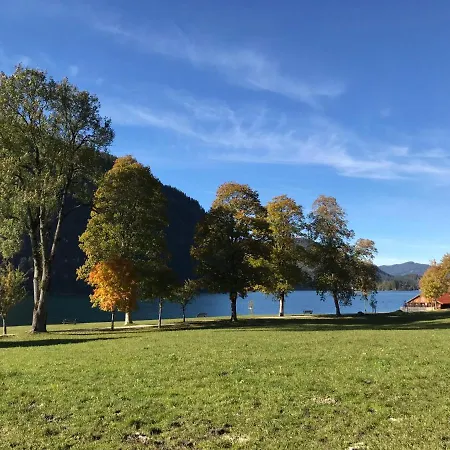 App- 102 By Interhome アパート