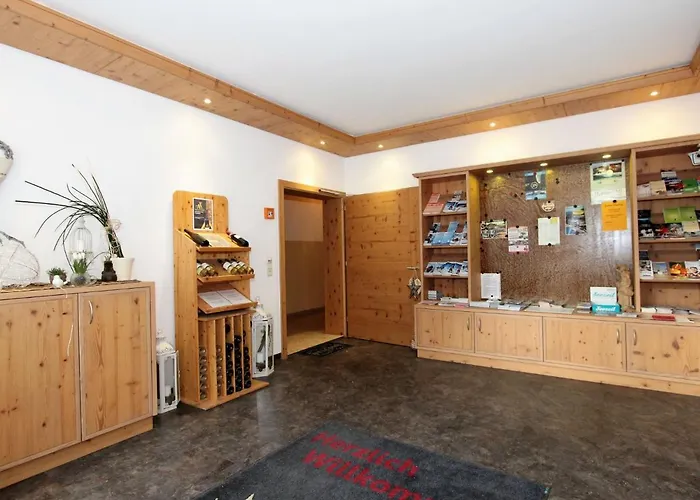 App- 102 By Interhome * マウラッハ